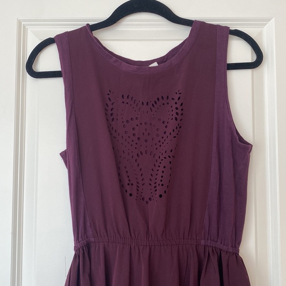 Element Cutout Dress - Picture 2 of 4